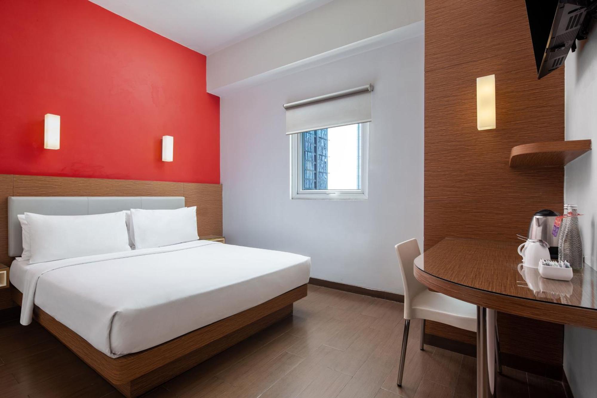 Amaris Hotel Pancoran Jakarta Exterior foto