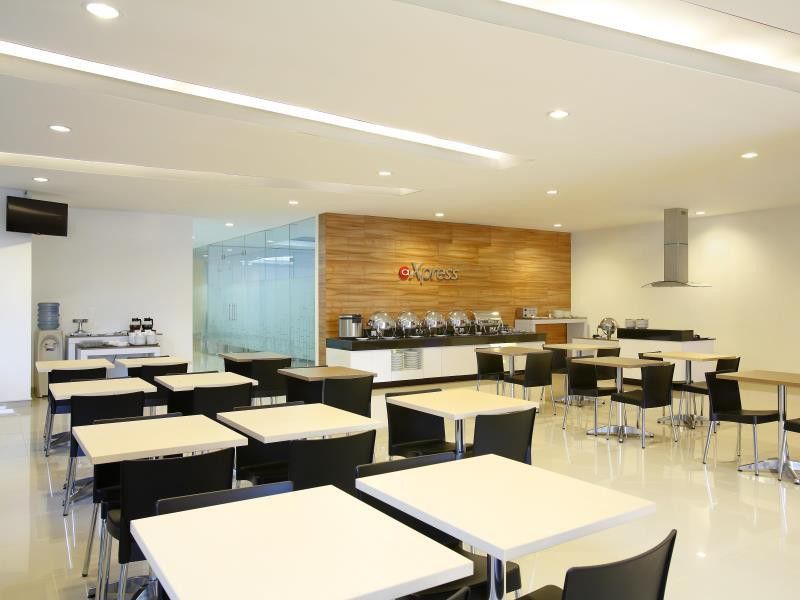 Amaris Hotel Pancoran Jakarta Exterior foto